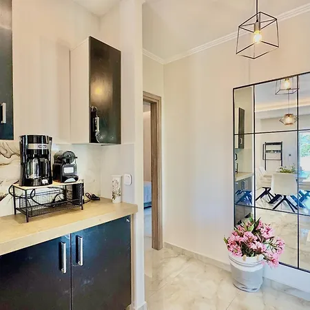 Villa La Bella Sofia With Private Pool By Dadovillas Roda (Corfu)