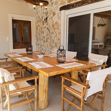 La Bella Sofia With Private Pool By Dadovillas Villa